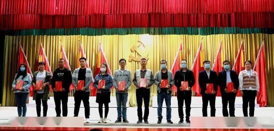 年轻人爱上了越剧！《新龙门客栈》为何火出圈？